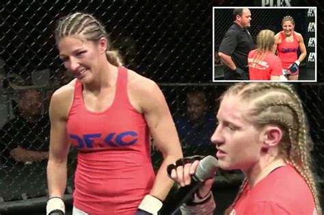 mma female flash|MMA News: Female boxer flashes after the win, UFC fighter。